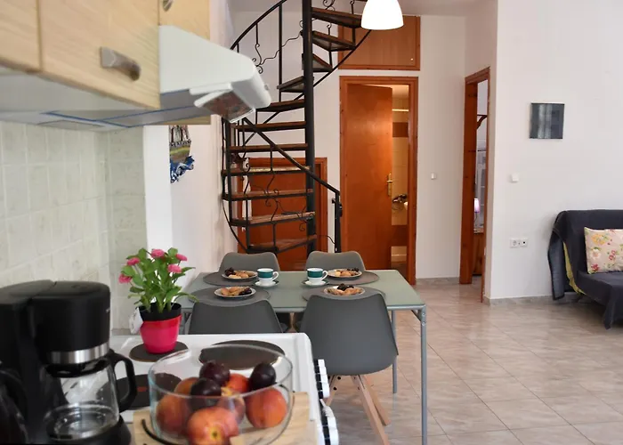 Maro\'S House